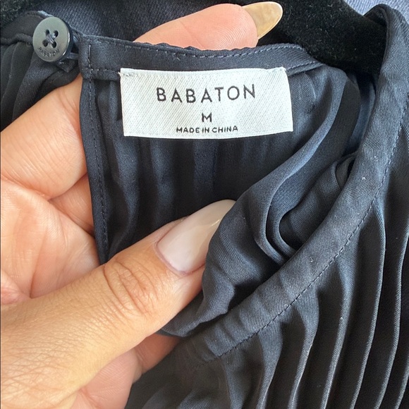 BABATON Aritzia Intellect Satin pleated midi dress - Picture 5 of 7